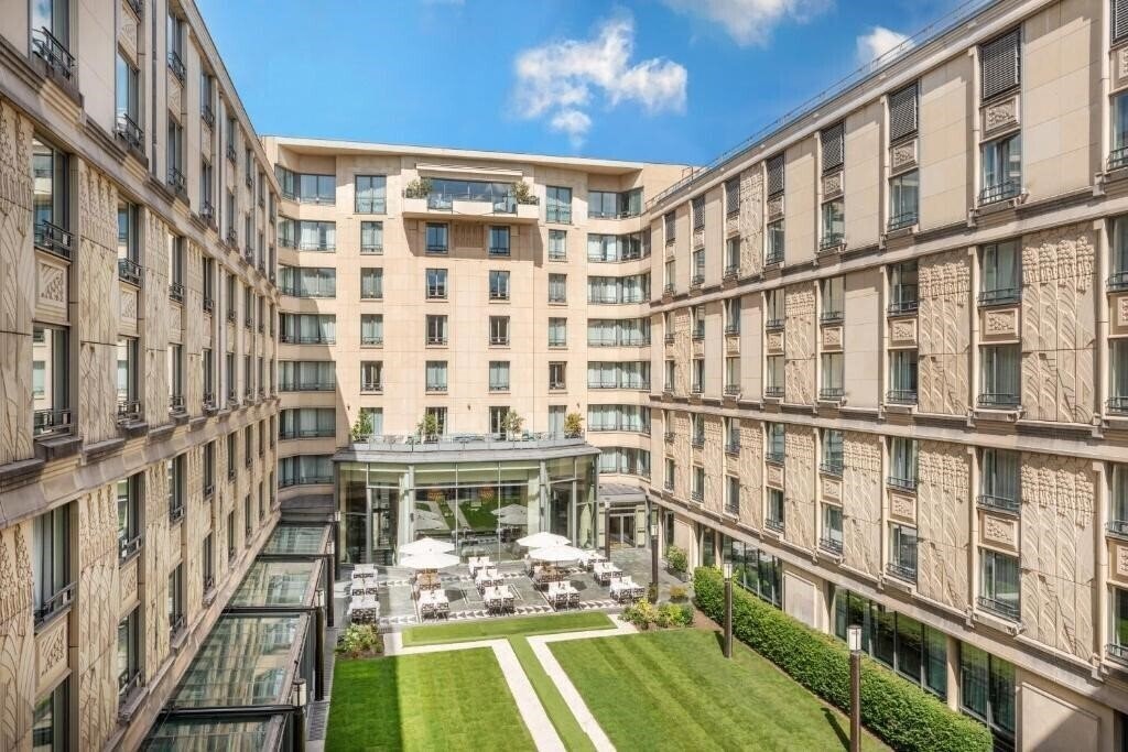 Zdjęcia L'Hotel du Collectionneur Arc de Triomphe 5*