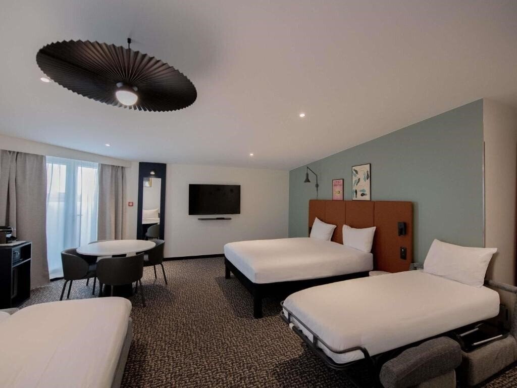 Отель Ibis Paris Canal Saint Martin 3*