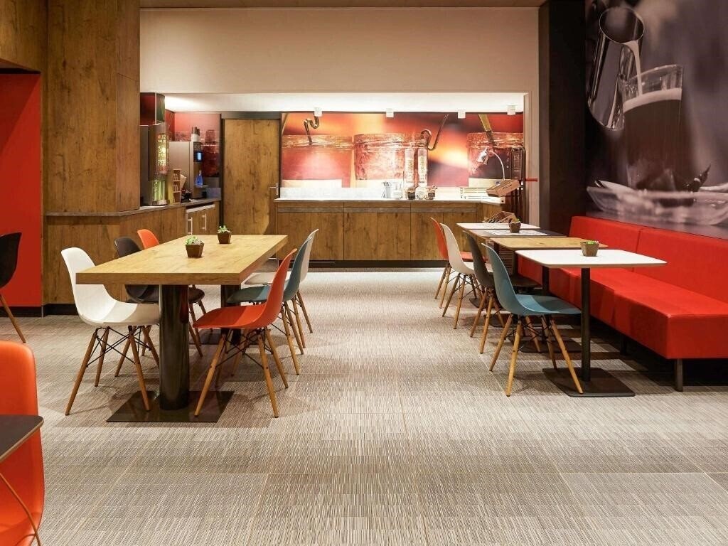 Obraz Ibis Paris Canal Saint Martin 3*