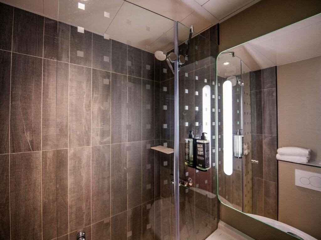 Картинка Ibis Paris Canal Saint Martin 3*