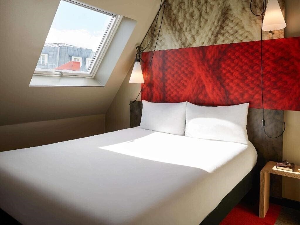 Zdjęcie Ibis Paris Canal Saint Martin 3*