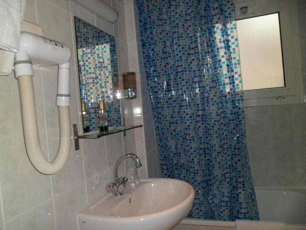 Zdjęcie Hotel De Paris Opera 2*