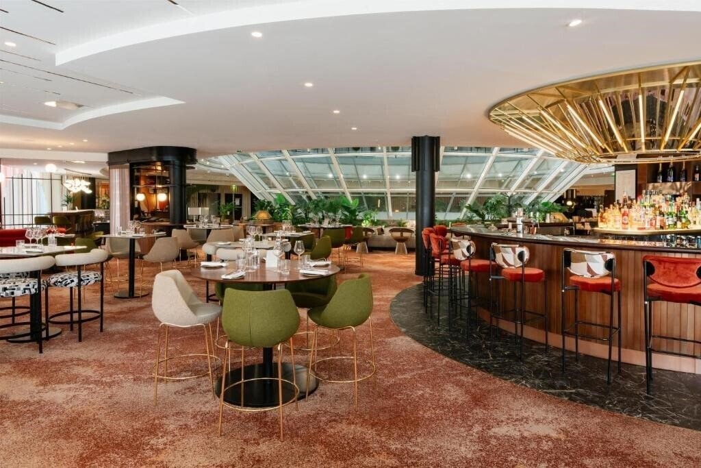 Картинка Hilton Paris La Defense 4*