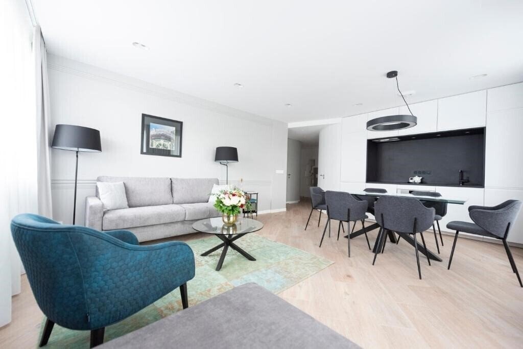 Фотографія Opera 3*