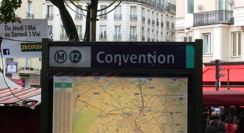 Готель Printania Porte De Versailles 2*