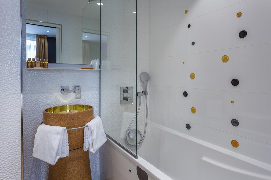 Zdjęcie Les Bulles De Paris 4*