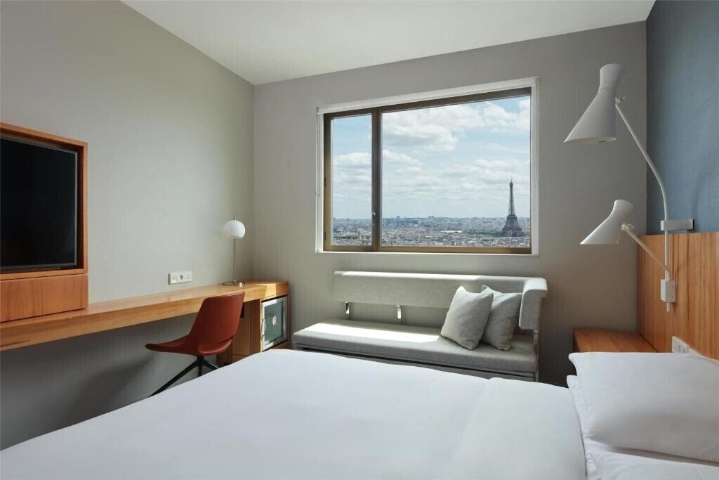 Фото Hyatt Regency Paris Etoile 4*