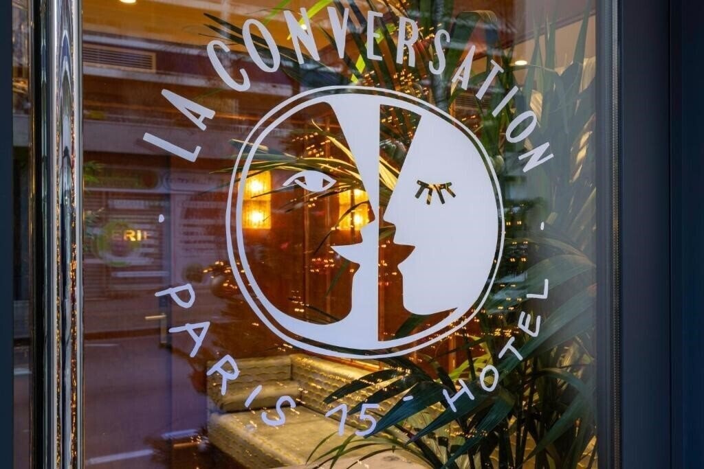 Zdjęcia La Conversation 3*