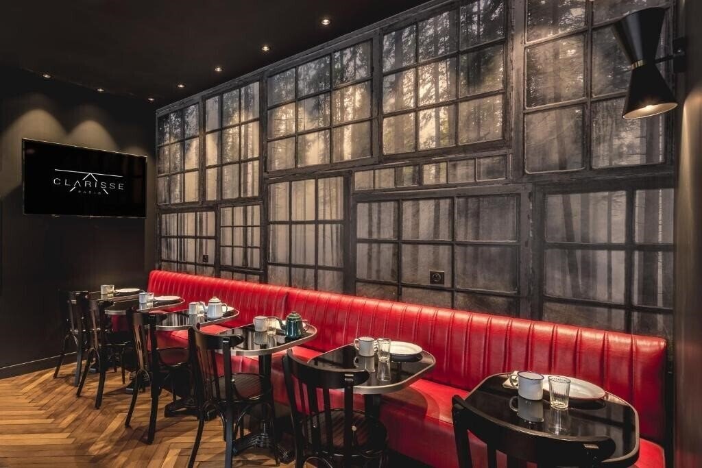 Zdjęcie Clarisse 2*