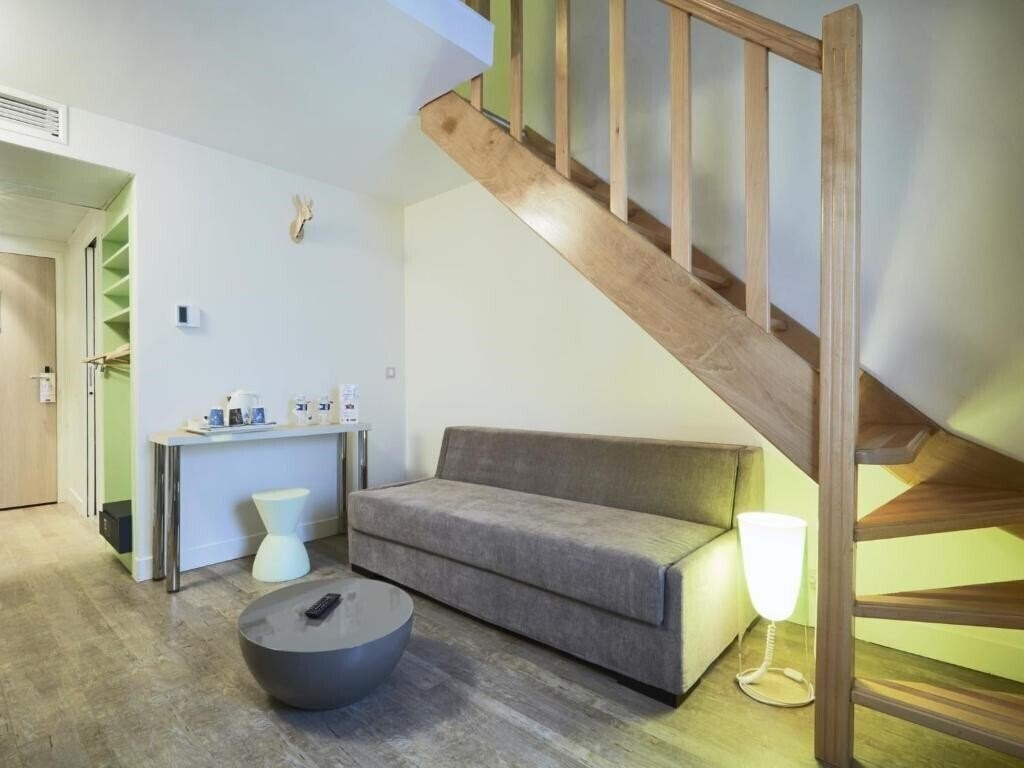 Zdjęcia Kyriad Paris Montmartre 2*