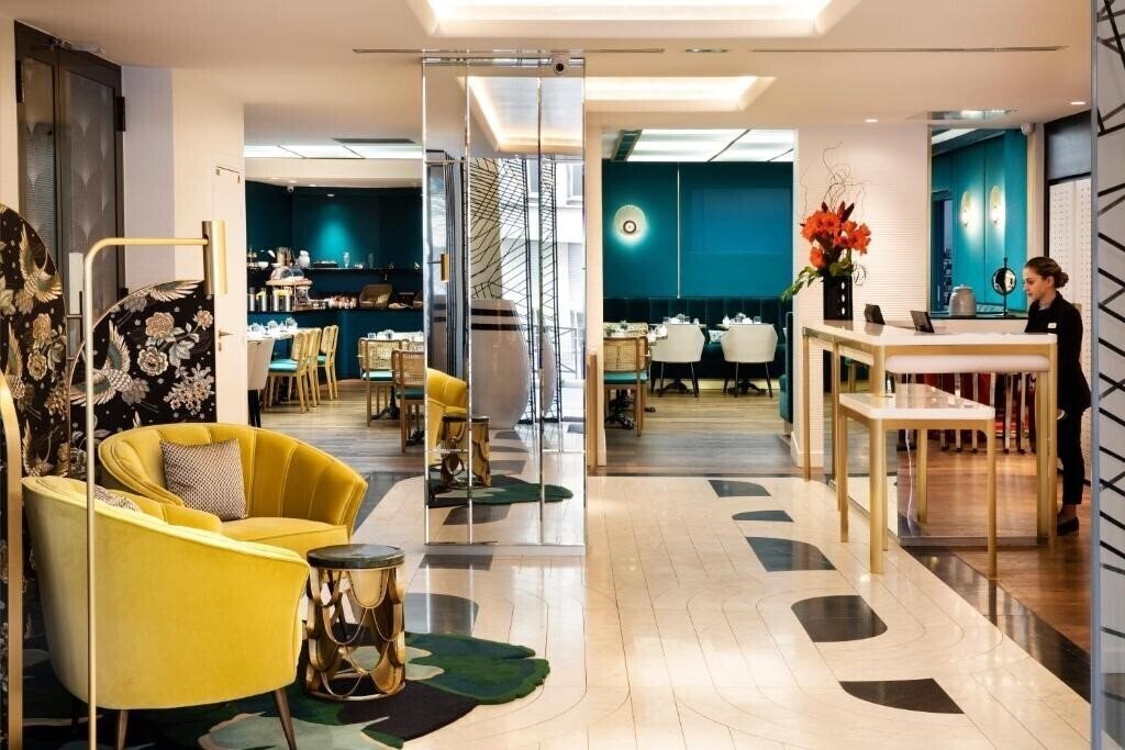 Отель Hotel Victor Hugo Paris Kleber 4*