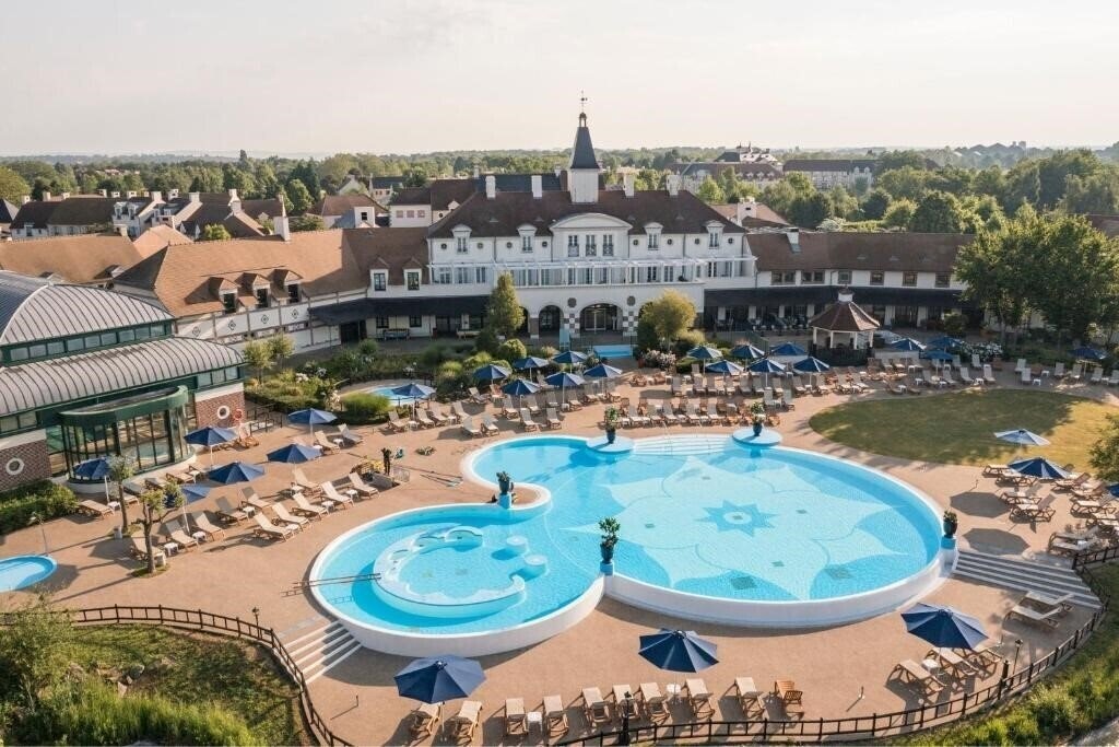 Изображение Marriot'S Village D'Ille De France 4*