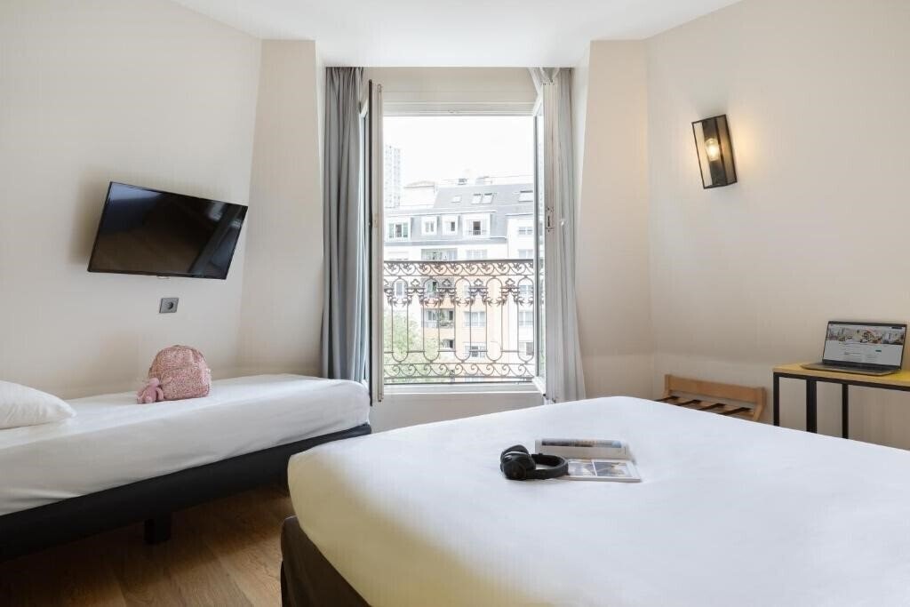 Фото Ibis Styles Paris Nation Porte de Montreuil 3*