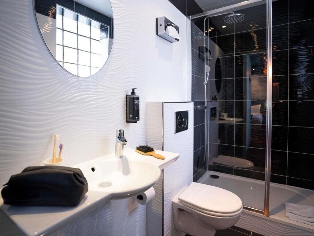 Фотография Ibis Styles Paris Batignolles 3*