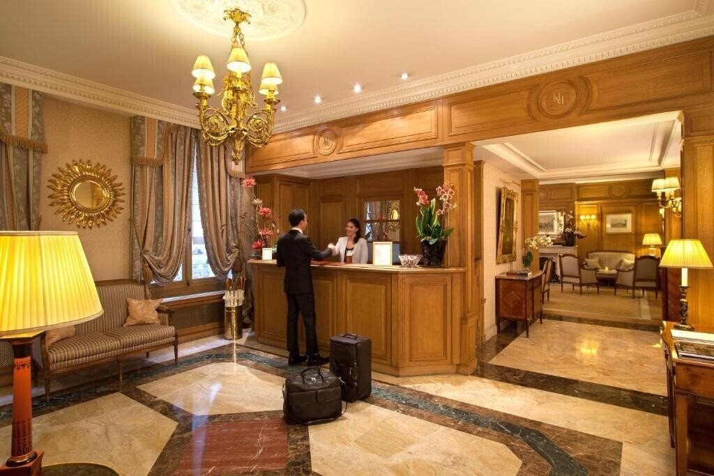 Zdjęcia Mayfair 4*