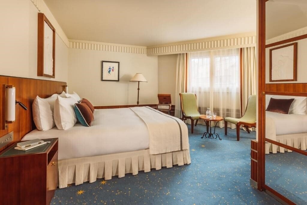 Отель Hotel des Grands Voyageurs 4*