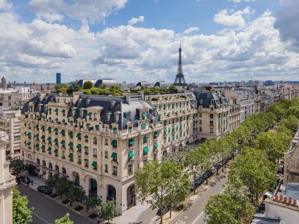 Отель The Peninsula Paris 5*