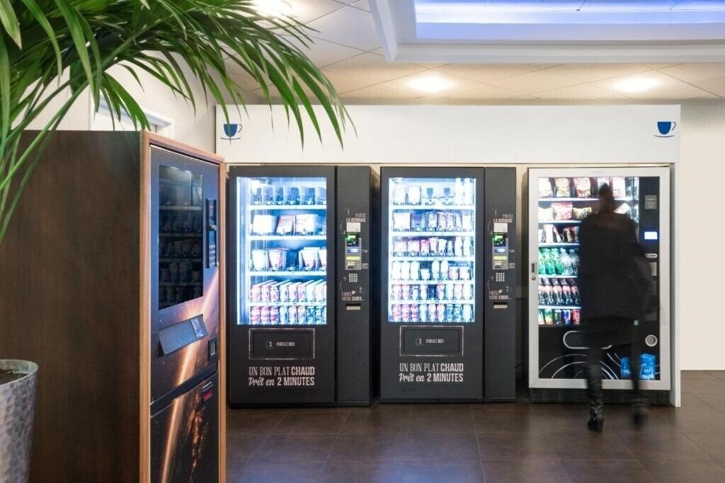 Изображение Ibis Budget Paris Porte De Montmartre 1*
