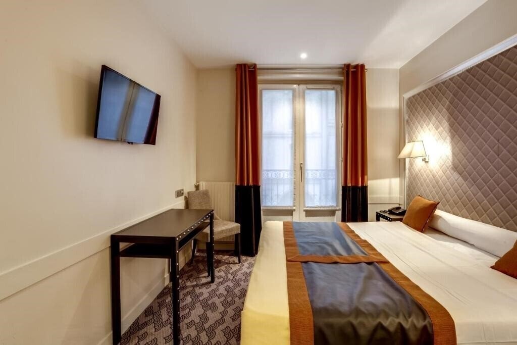 Фото Hotel D'Amiens 2*