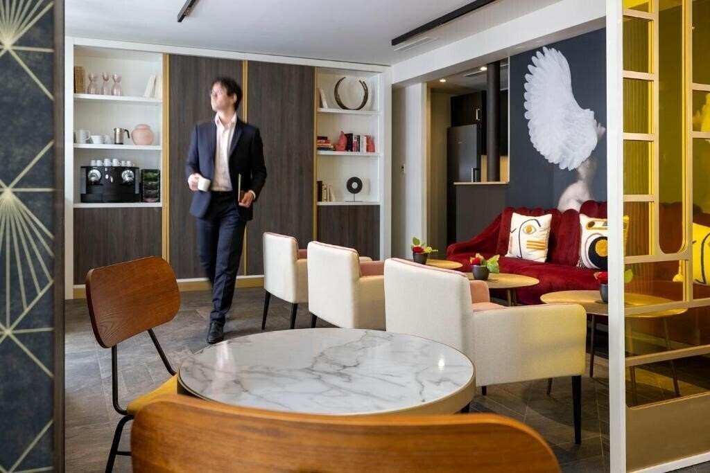 Картинка Hotel Nude Paris Color Vision 4*
