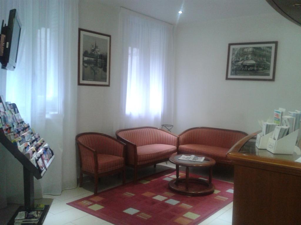 Zdjęcie Lilas Gambetta 2*