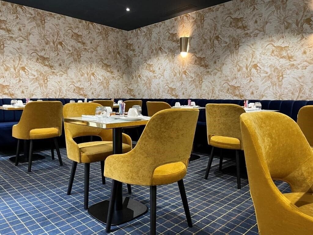Obraz Hotel Pergolese Paris Champs Elysees 4*