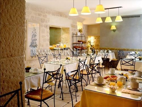 Hotel Palm Opera 3*