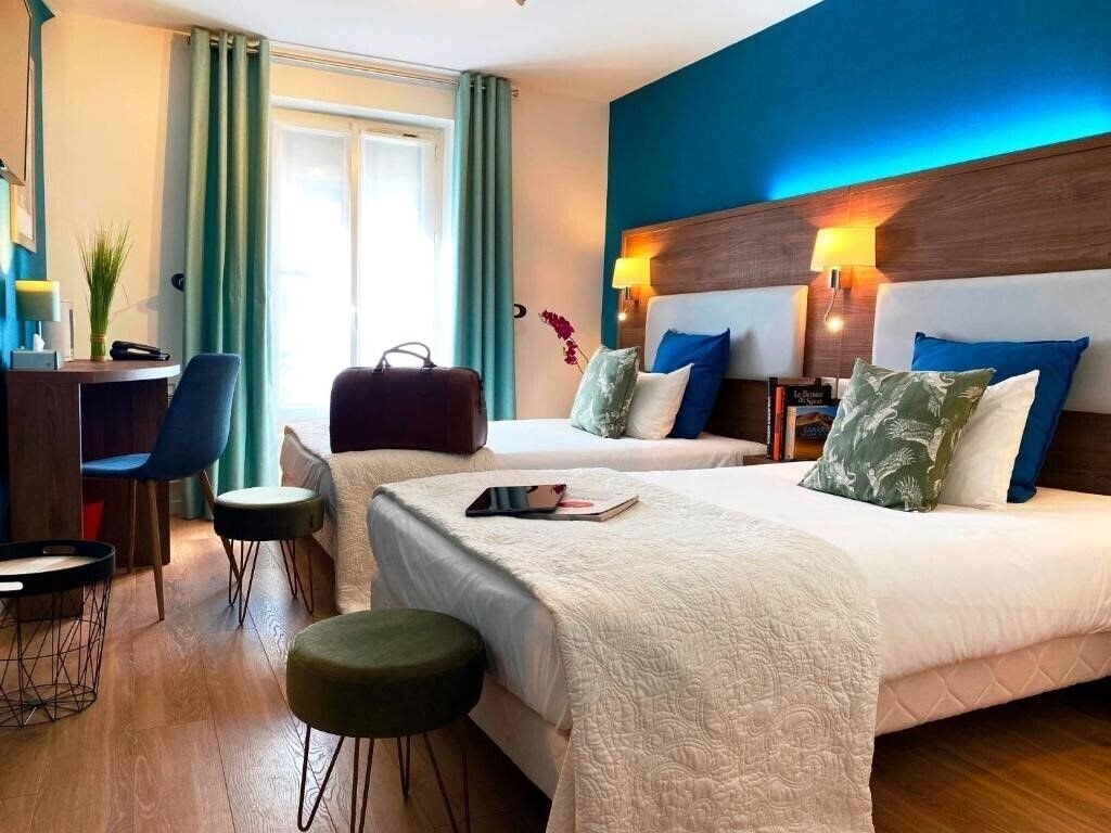 Отель Hotel Clairefontaine 3*