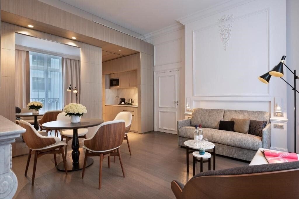 Hotel La Clef Champs-Elysees Paris 5*