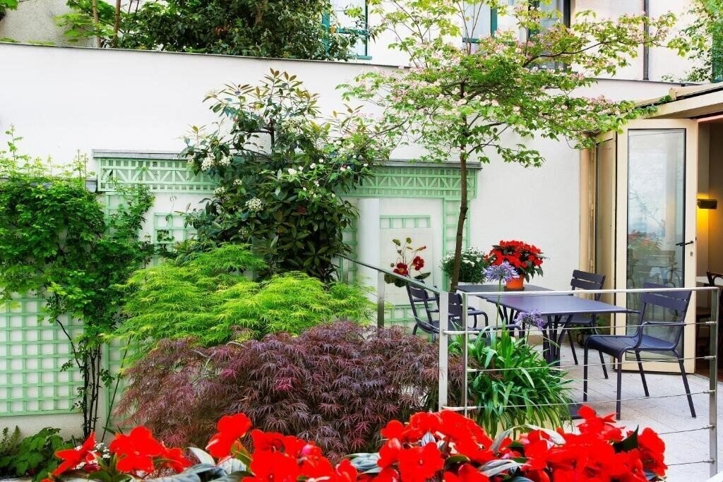 Zdjęcie Hotel Mistral 3*