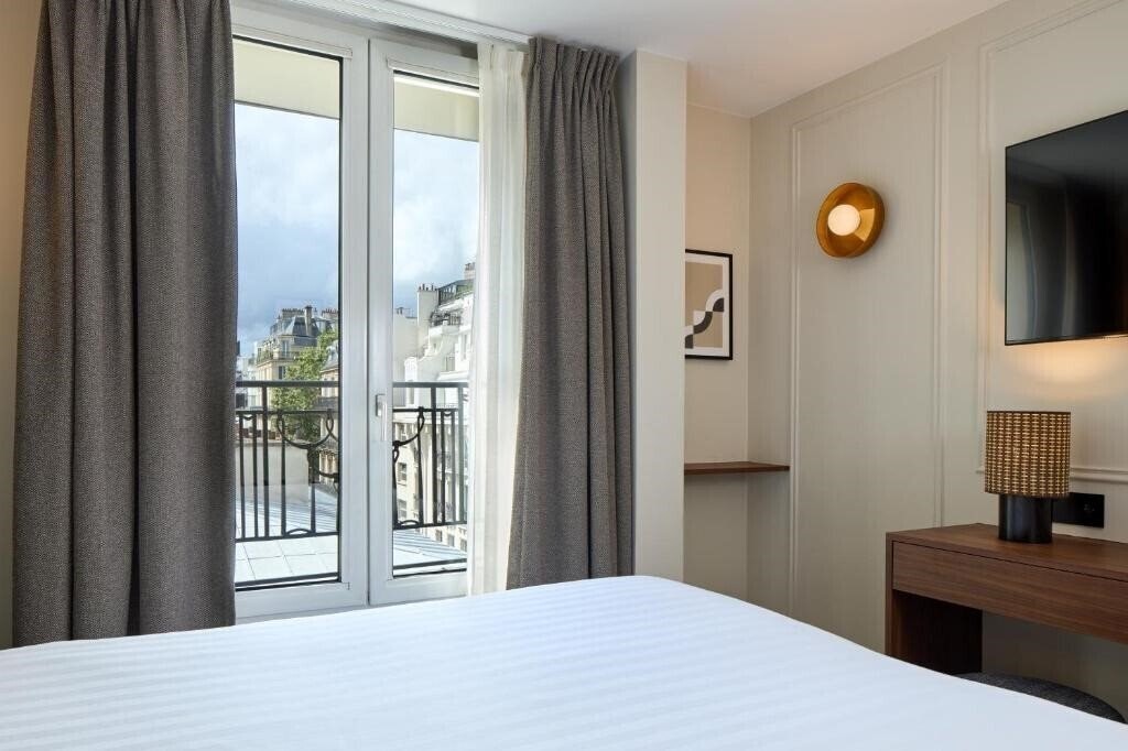 Отель Hotel Elysee Secret 4*