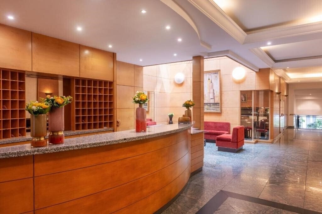 Hotel Le Patio Bastille 3*