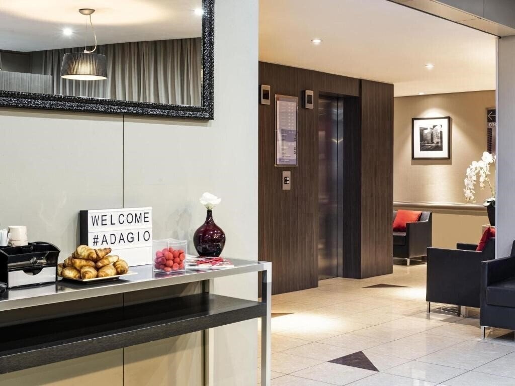 Hotel Aparthotel Adagio La Defense Esplanade 3*
