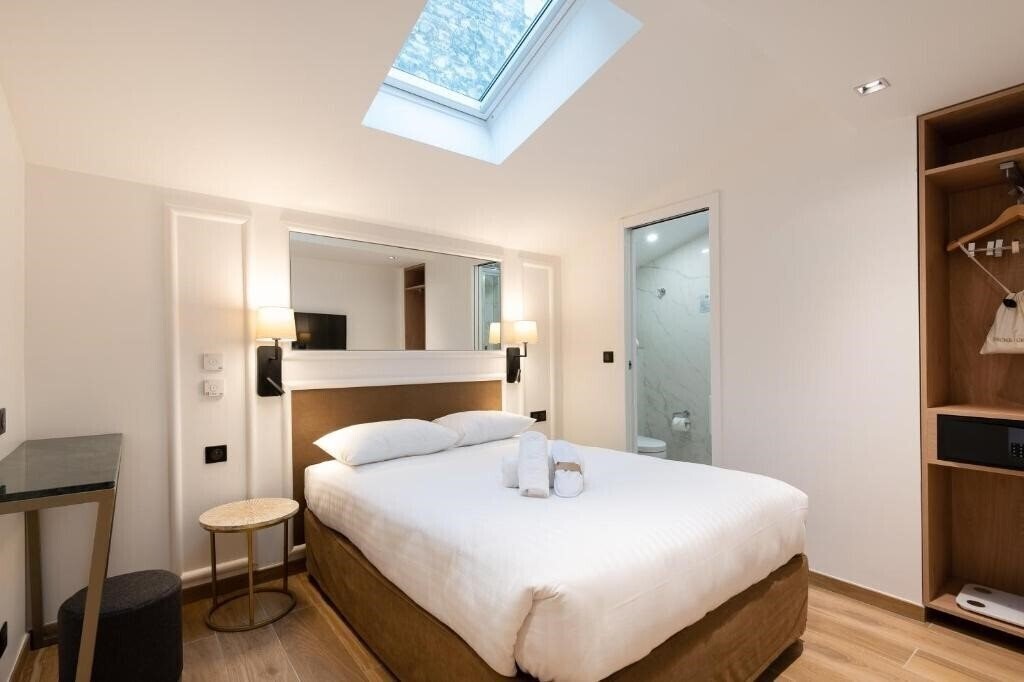 Zdjęcie Hotel Au Coeur de Republique 3*