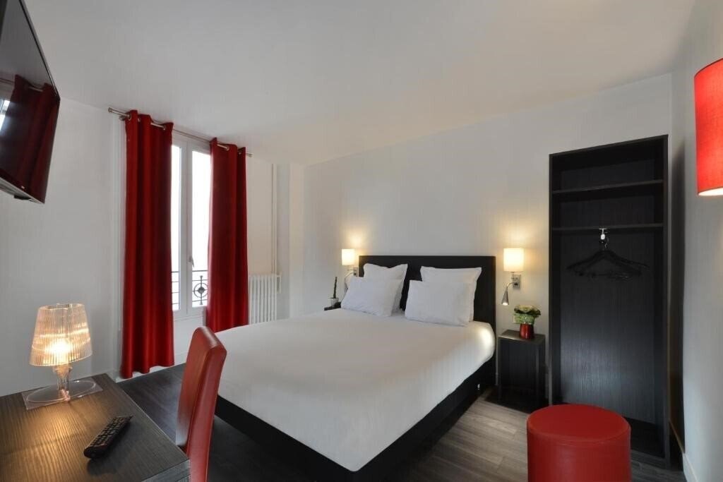 Hotel Hotel Douglas (ex. Douglas Paris, Douglas Puteaux) 3*
