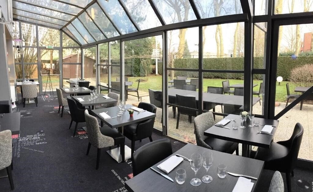 Фотография Hotel Inn Design Paris Saint Quentin 3*