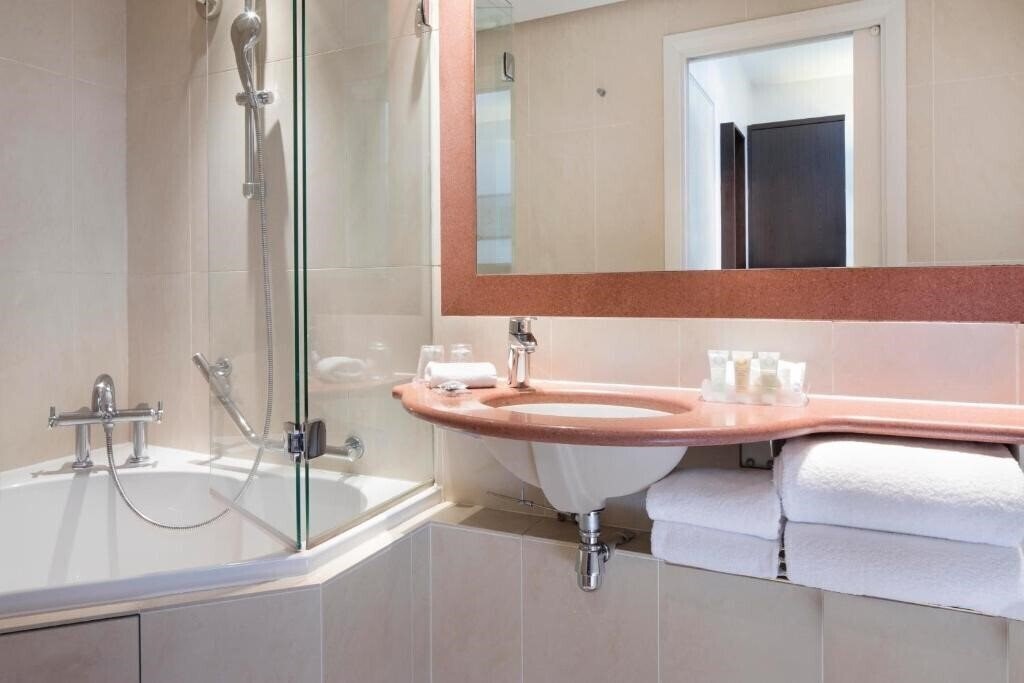 Картинка Hotel Paris Louvre Opera 3*