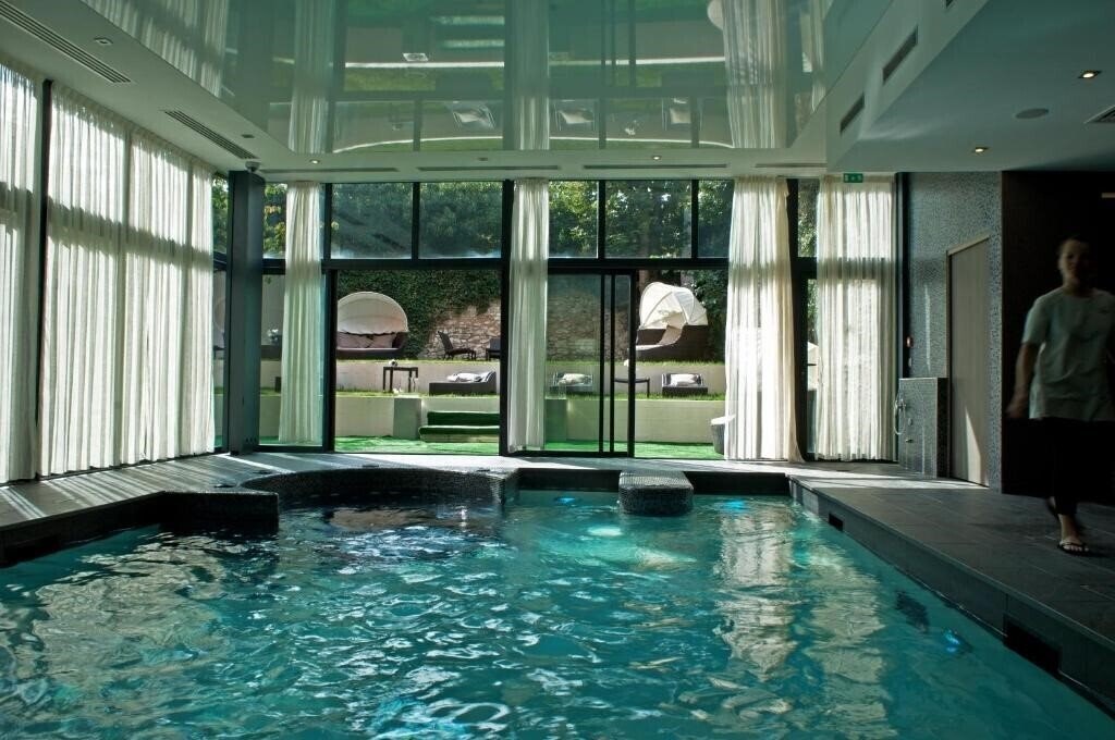 Obraz Hotel & SPA Le Grand Monarque Chartres 4*