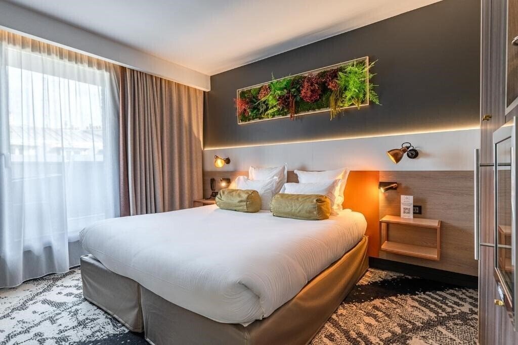 Отель Hotel B55 4*