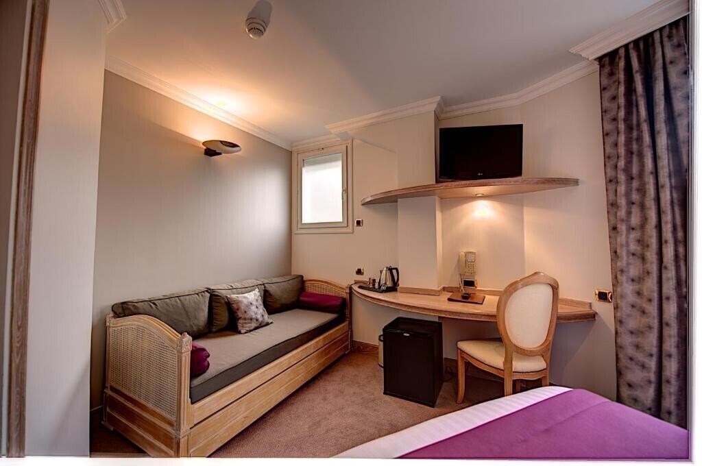 Картинка Hotel du Midi Paris Montparnasse 3*