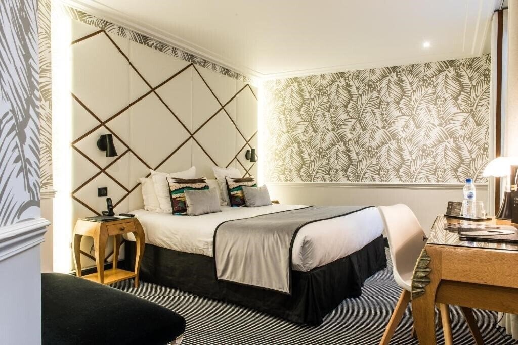 Отель Hotel Jardin Le Brea 3*