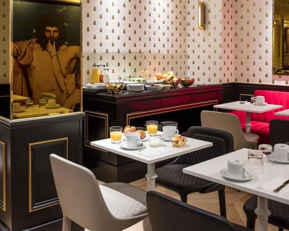 Фотография Hotel Eiffel Petit Louvre 3*