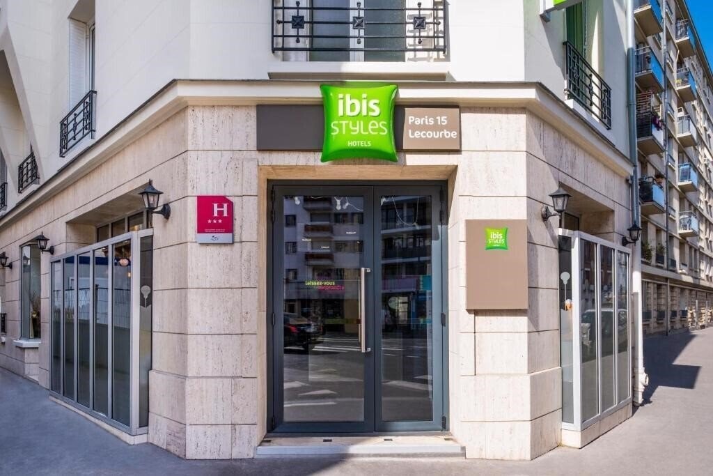 Hotel Ibis Styles Paris 15 Lecourbe 3*