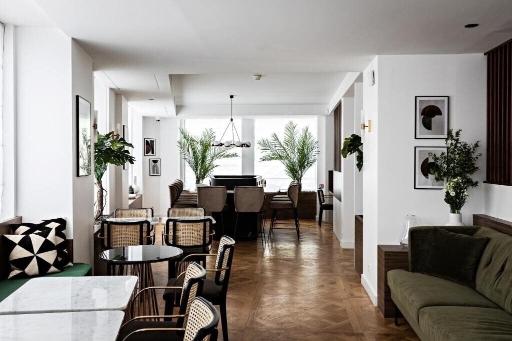 Фото Holiday Inn Paris Palais de L’Elysee by IHG 4*