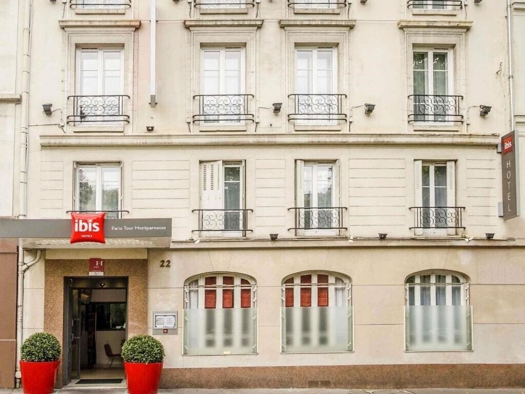 Hotel Ibis Paris Tour Montparnasse 15eme 3*