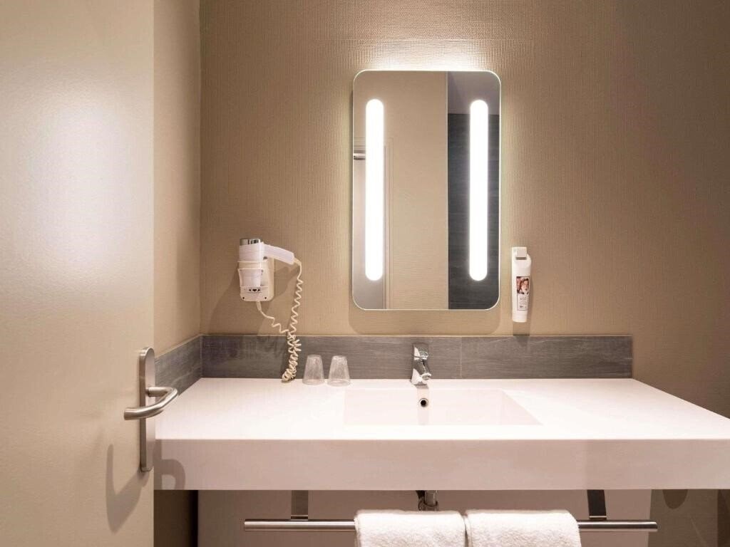 Zdjęcie Ibis Paris Tour Montparnasse 15eme 3*