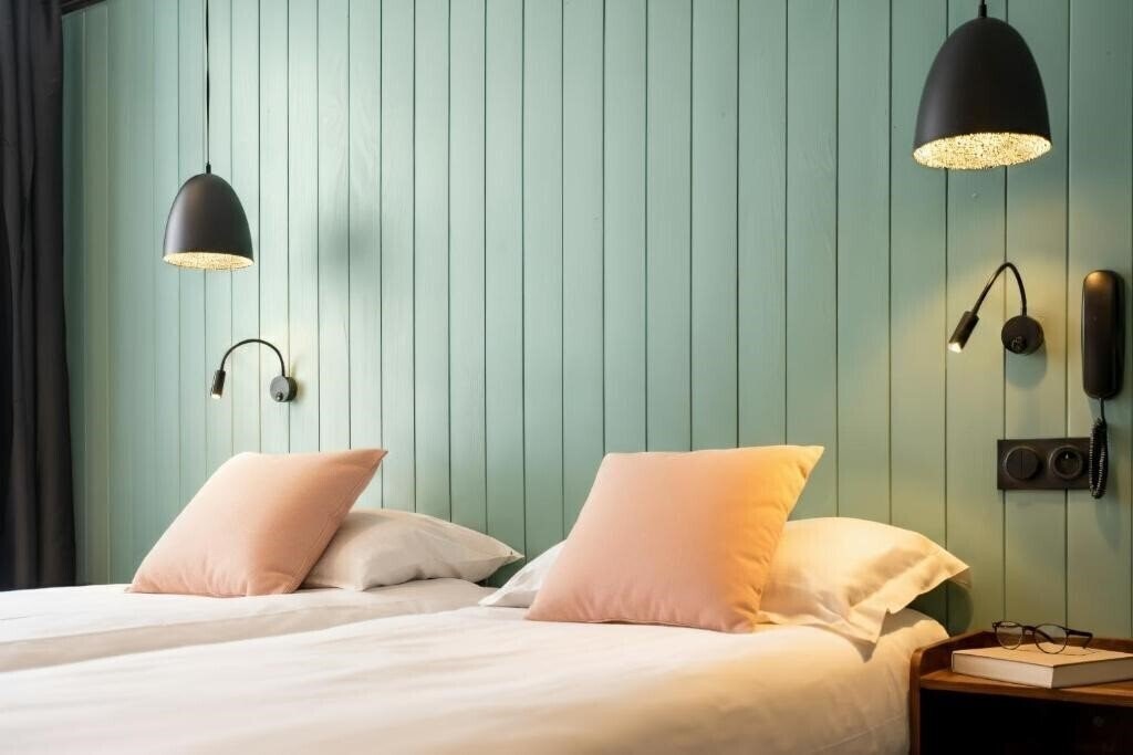 Zdjęcia Hotel Sub 3*