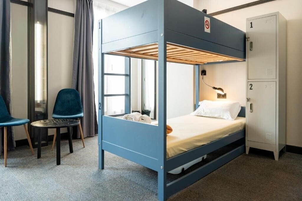 Zdjęcie Hotel Sub 3*