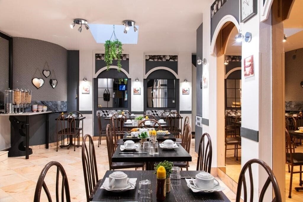 Зображення Grand Hotel de Paris 3*