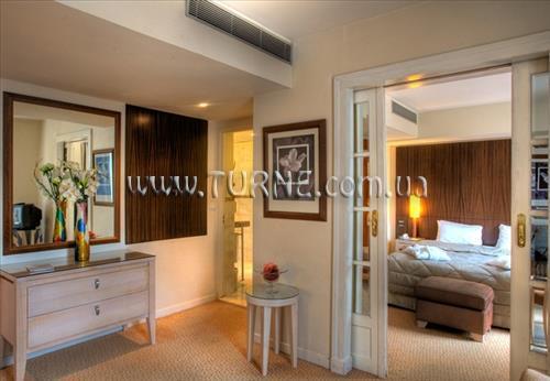 Hotel Golden Tulip Le Pera 4*